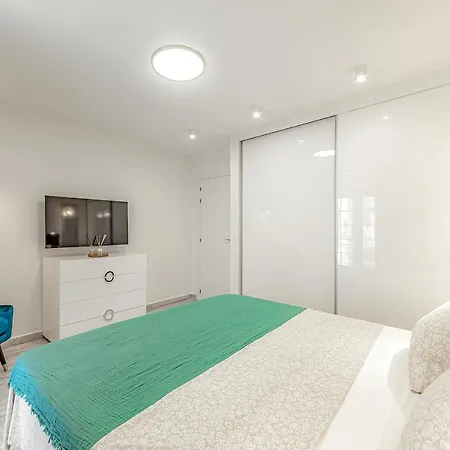 Deluxe Perla Del Sur * אדחה