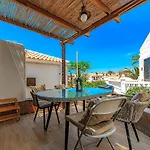 Deluxe Perla Del Sur *