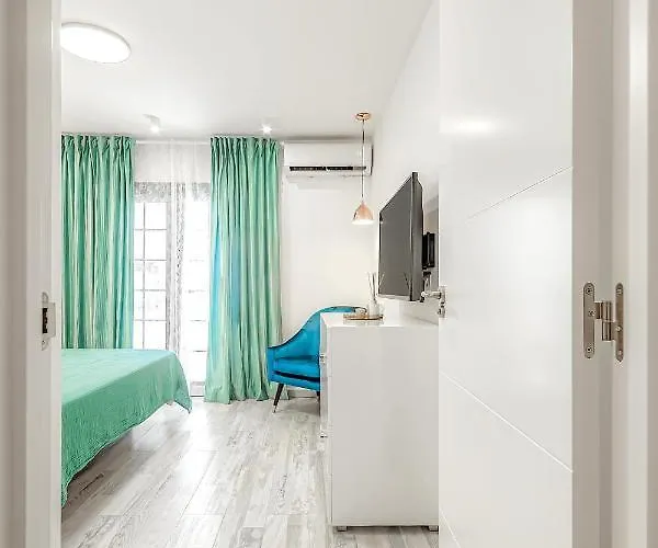 Deluxe Perla Del Sur